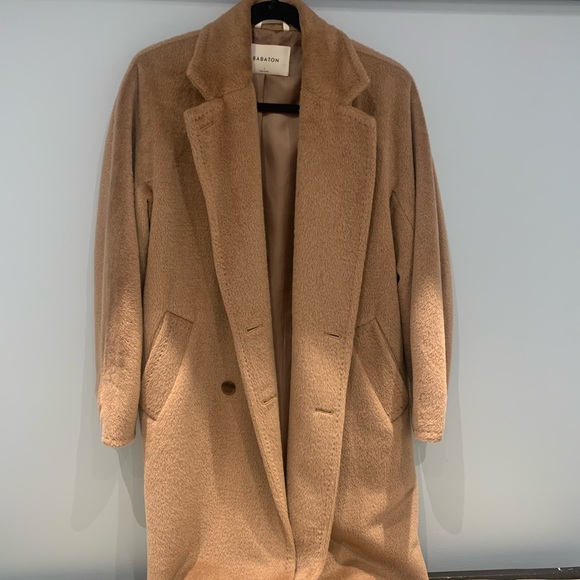 Aritzia teddy coat small size 1 - Picture 1 of 2
